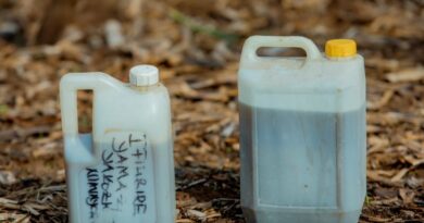 Les habitants du Secteur de Mwiri se développent grâce à la fabrication d’engrais liquide